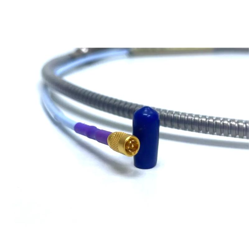 Bently Nevada  330704-000-080-10-11-00  Industrial Equipment