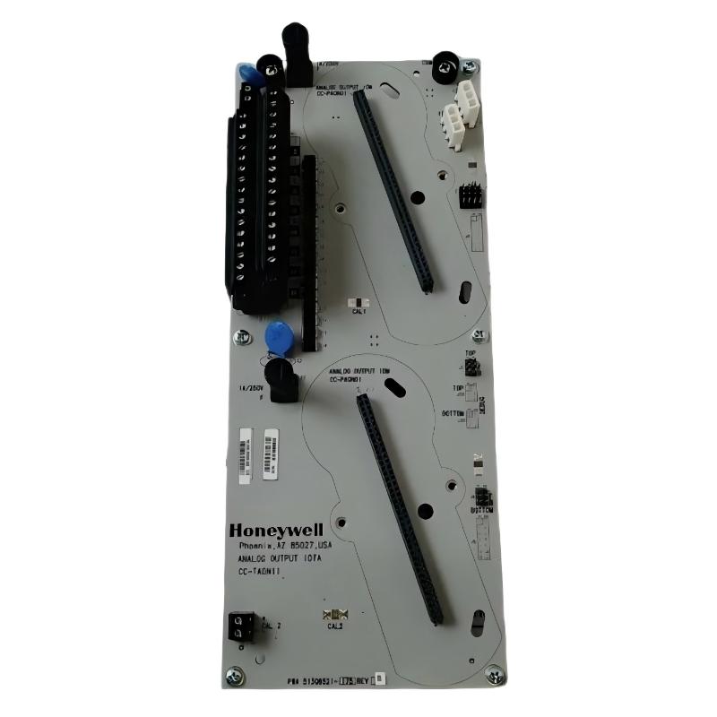 Honeywell CC-GAOX21 Analog Output Module