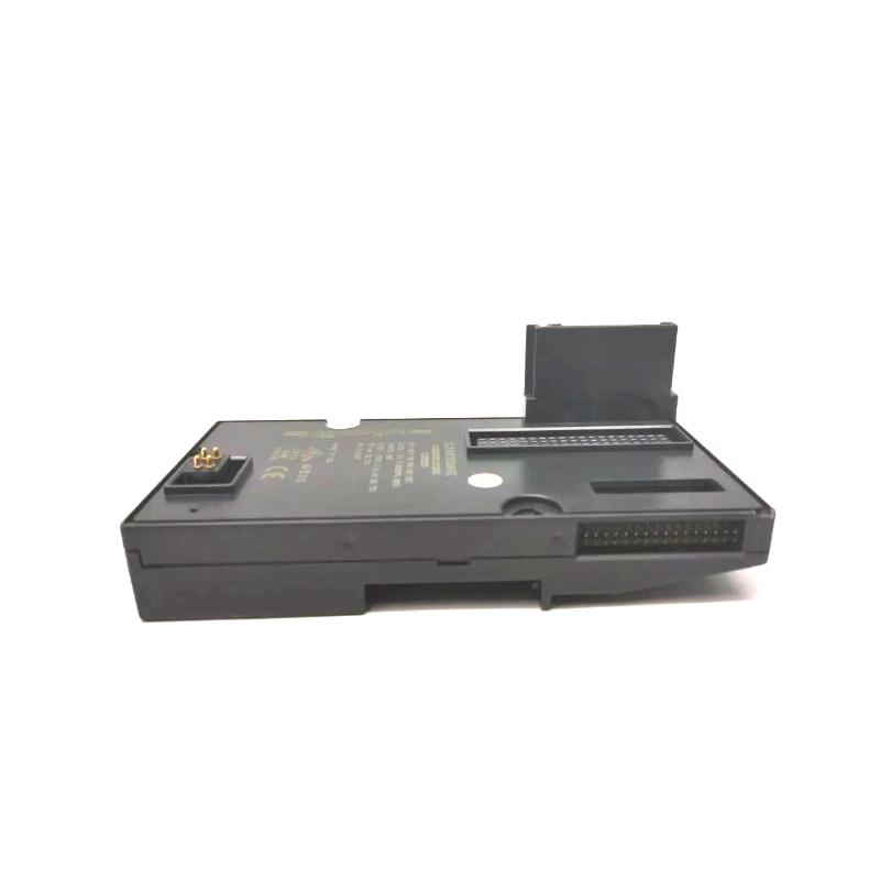 GE Fanuc   IC200CHS003   Connector-Style I/O Carrier