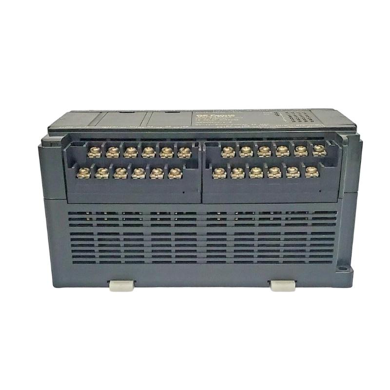 GE Fanuc    IC200UEO116   VersaMax Micro Expansion Module