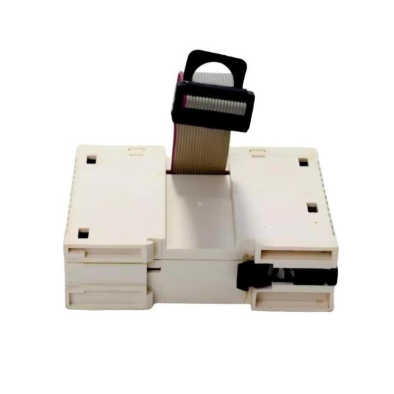 Schneider TM2DOCKN Extended Interface Module