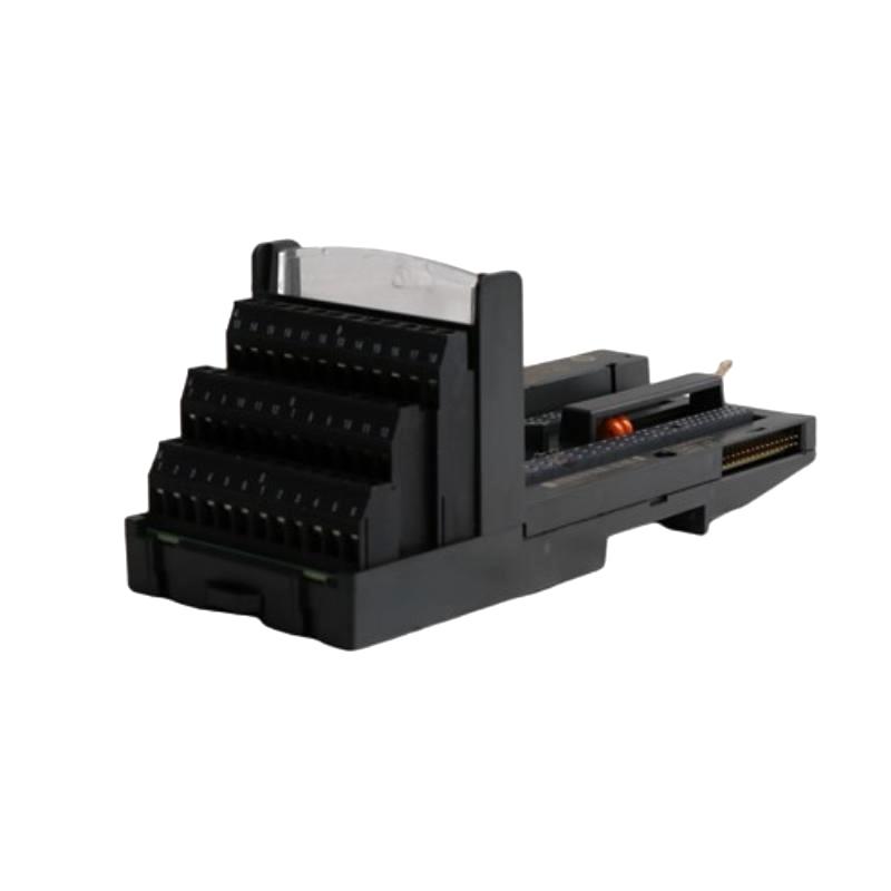 GE Fanuc IC200CHS022J Compact Box-Style I/O Carrier