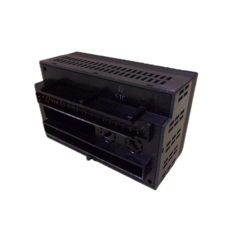 GE Fanuc IC200MDL640D Discrete DC Input Module