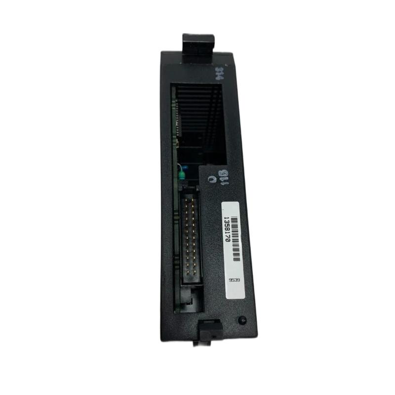 GE Fanuc IC693MDL940M Relay Output Module