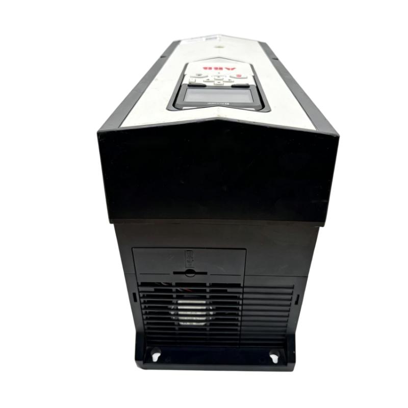 ABB ACS880-01-038A-3 3ABD00035968-D Variable Frequency Drive