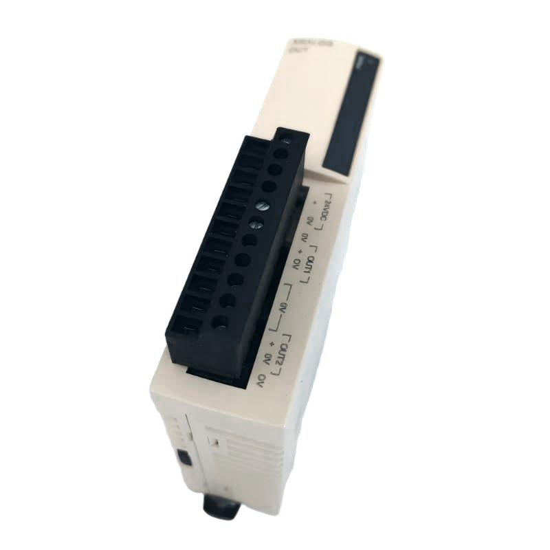 Schneider TWDAVO2HT Analog Output Module