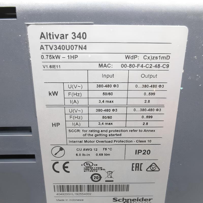 Schneider ATV340U07N4 Variable-Speed Drive